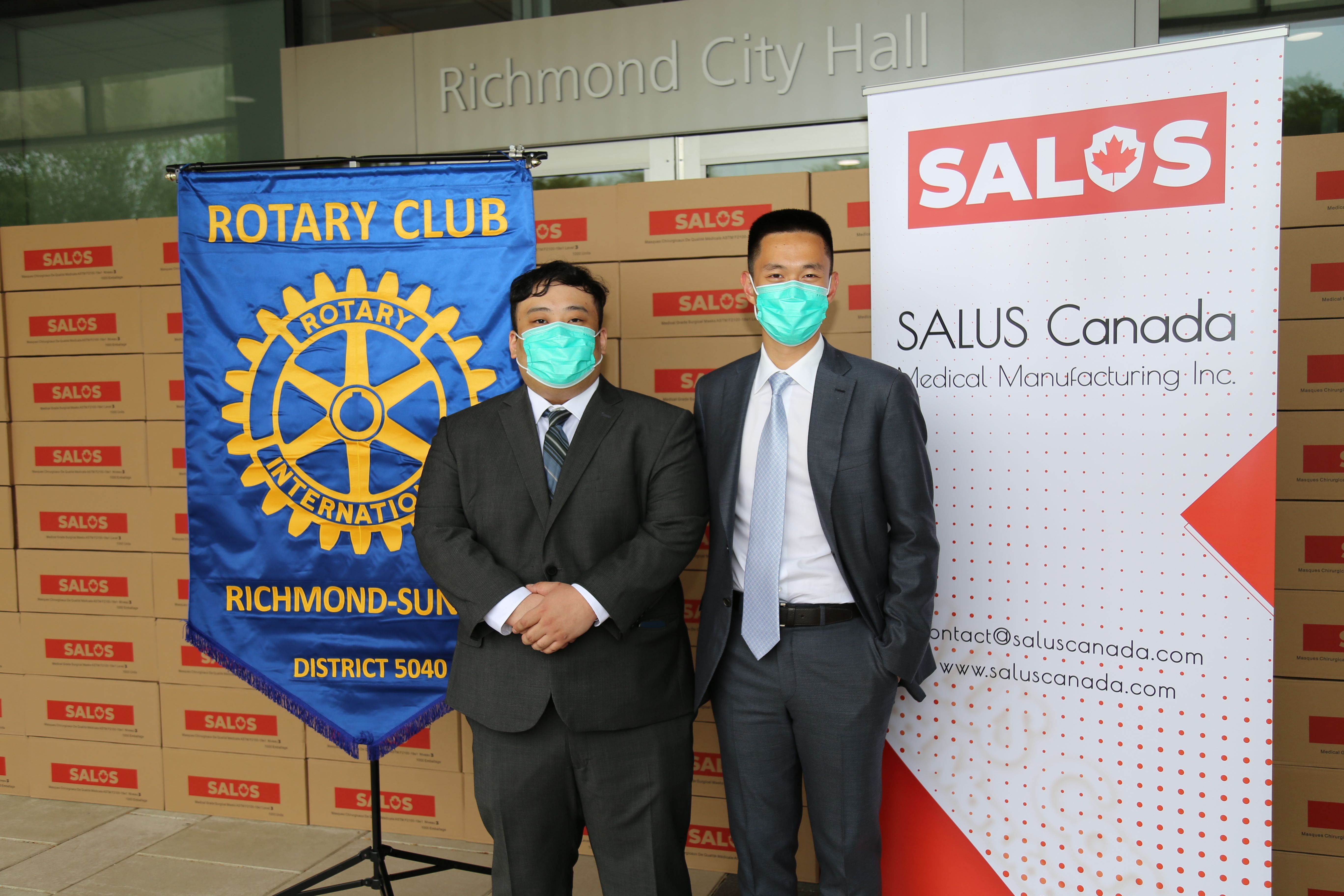 Salus and Rotary Club of Richmond Sunset at the 2021 mask donation